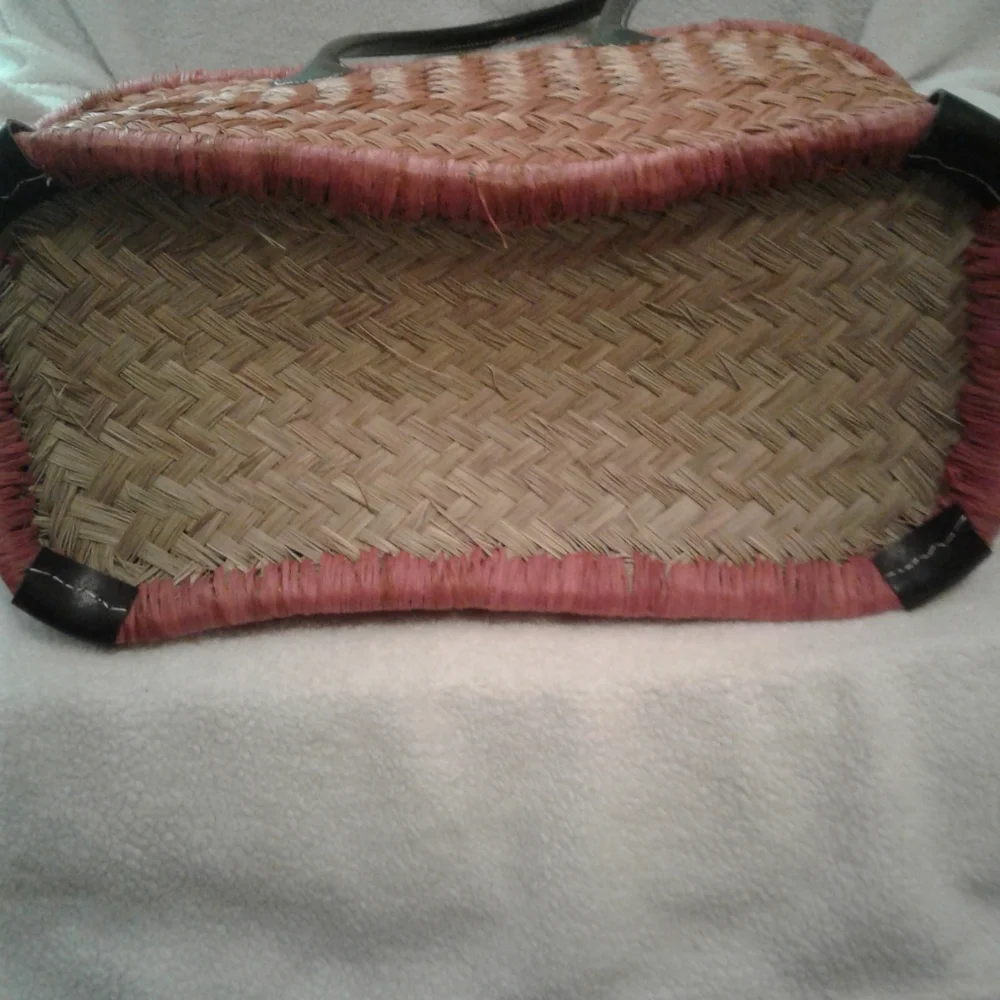 NWT Sun 'n Sand Lg Straw Tote Bag with Leather Handles Beach Market Shopping - Picture 3 of 10